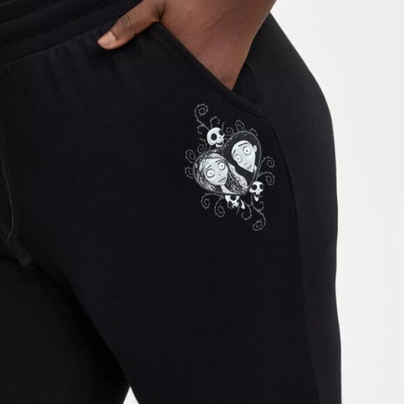 Torrid Warner Bros. Corpse Bride Jogger - French Terry Skulls Black - Picture 4 of 13